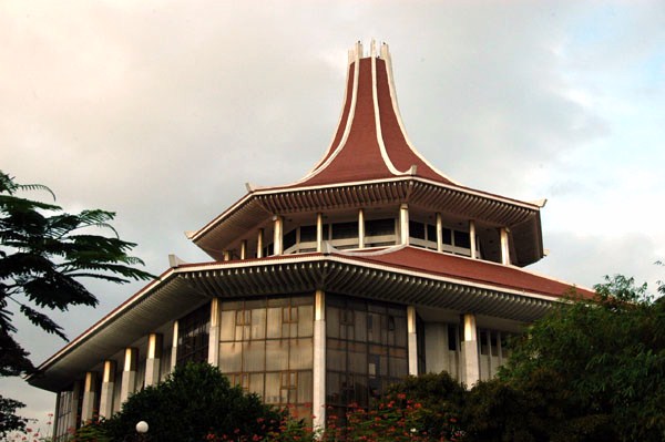 sl-_supreme_court_colombo.jpg